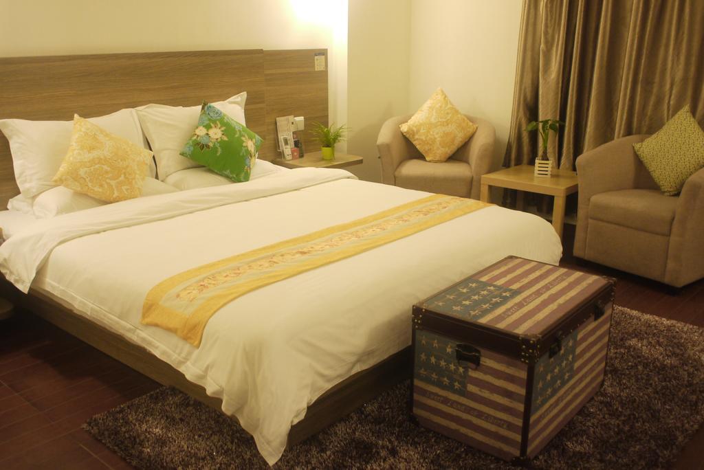 Revive House Hotel Guangzhou Shang Xia Jiu Room photo